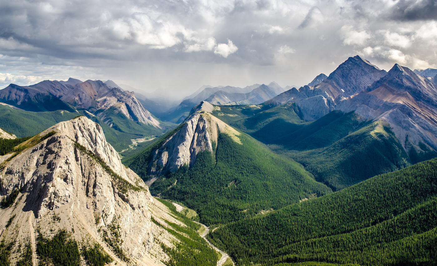 Pohorí Range Landscape View In Jasper Np, Canada